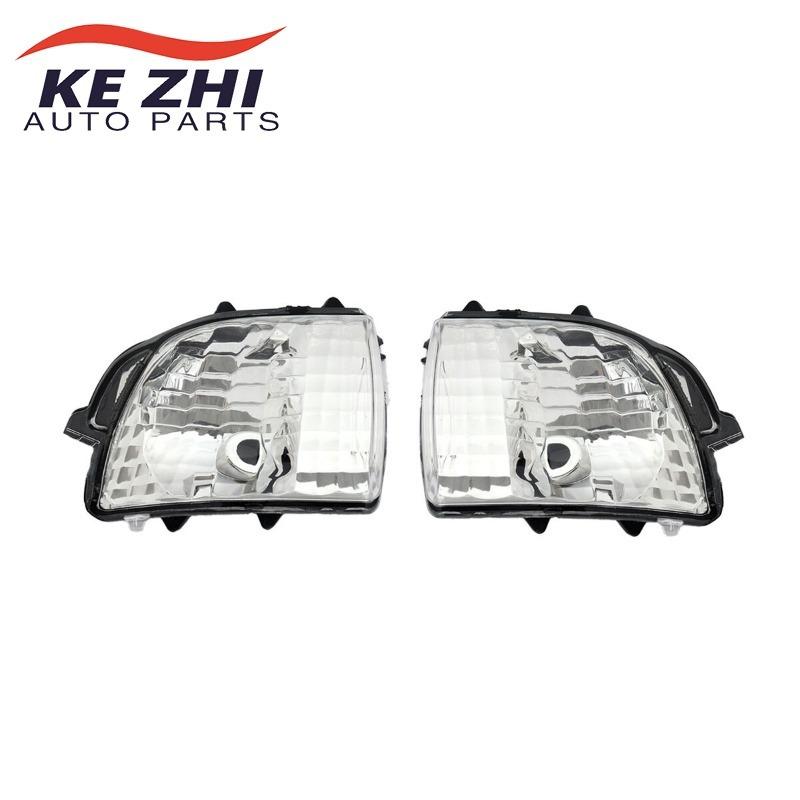 Obudowa kierunkowskazów w lusterku wstecznym (bez żarówki) Dla Volvo XC70 XC90 V70 2007-2016 OEM 31111813 31111814