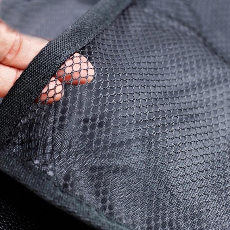 Autositzschutz, schützt den Kindersitz mit dickster Polsterung und rutschfester Rückseite, Netztaschen für Kinder und Babys