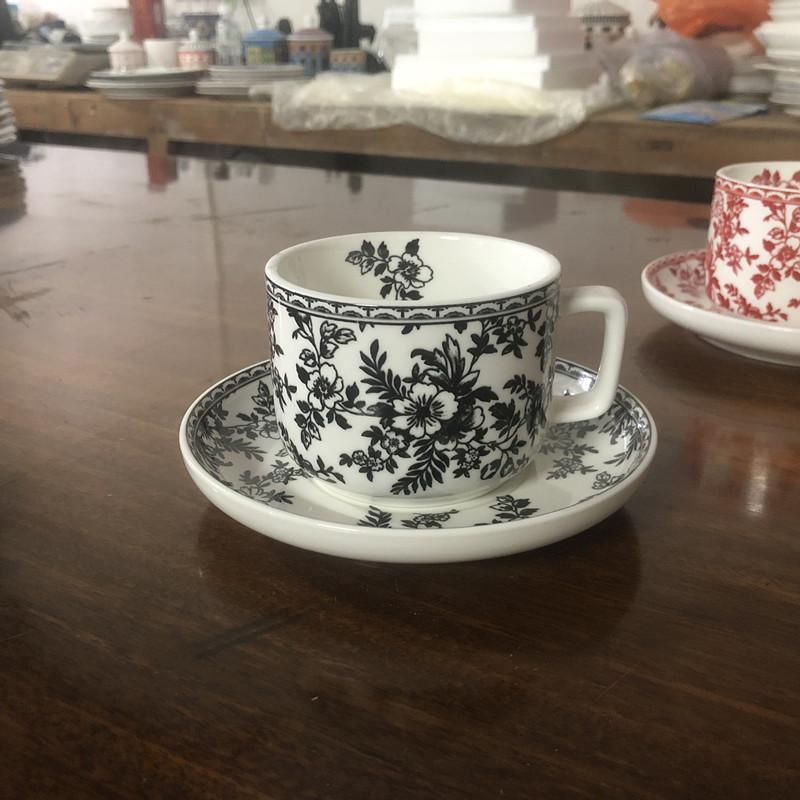 200ML English Retro Coffee Mug Ceramic Mug Exquisite Gift Coffee Cup Dish Living Room Decoration Coffee Mug Home Decoration 200ML