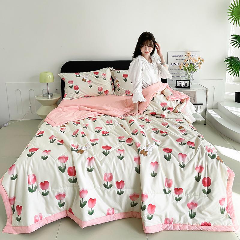 Fashion Skin-friendly Summer Cool Blanket Comfortable Lightweight Air Condition Comforter Machine Washable Quilt for Adults Kid