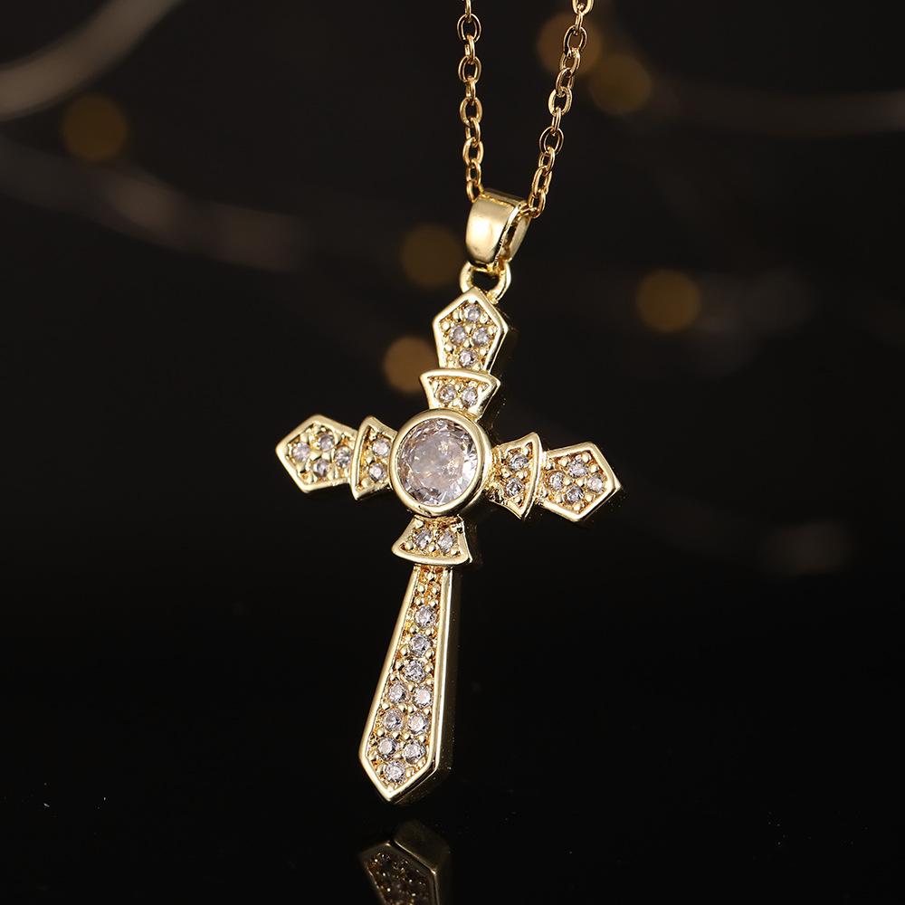 Micro-Set Zircon Cross Pendant Necklace For Women Fashion Versatile Collarbone Chain