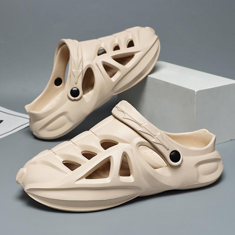 Hole Shoes Men's Summer Outer Wear Hollow Breathable Personalized Beach Shoes Soft Sole Non-slip Wear-resistant Dual-purpose Bag Head Cool Slippers