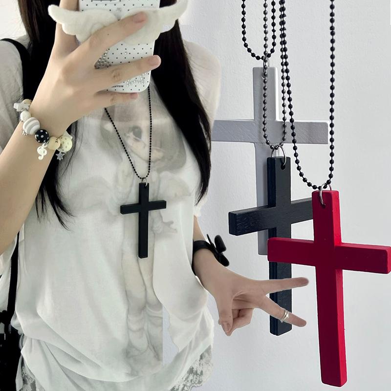 Gothic Black White Red Wood Cross Pendants Necklace Fashion Long Chain Cross Necklace for Women Men Y2K Punk Style Jewlery Gifts