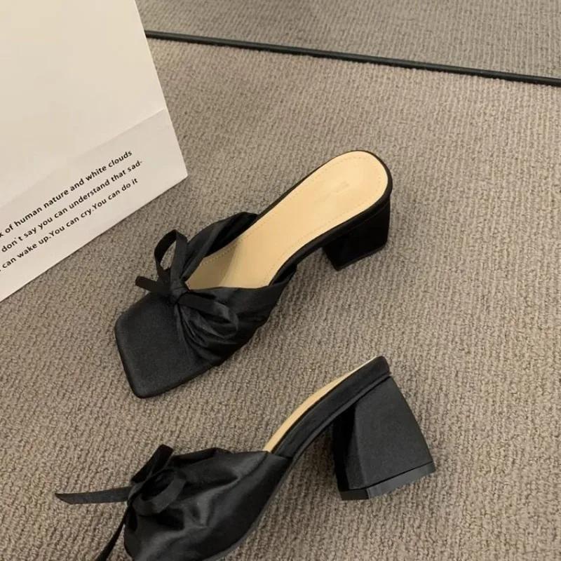 Mit Absatzschuhen für Damen Offene Zehen Sommer Damen Hausschuhe Sale Neuer Stil Top Designs Sandalen Hochwertiges Schuhwerk 39 Vip Pantoletten