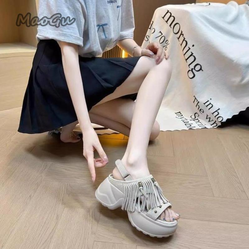 Fashion Metal Rivet Decoration Fringe Suede Sandals Women 2025 Summer Chunky Platform Wedge Sandals Casual Back Strap Shoes Sandalias