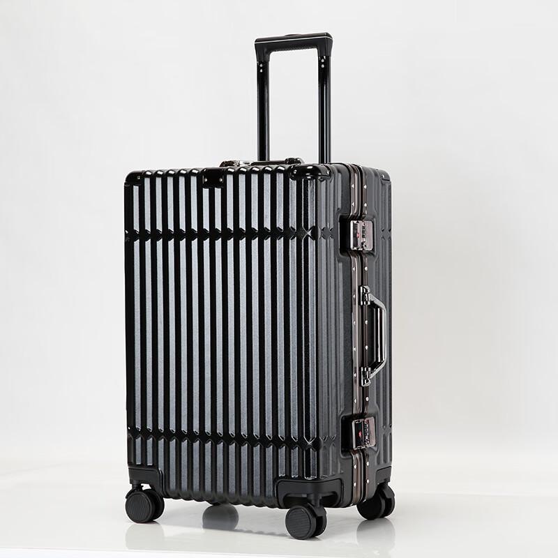 Aluminum Frame Spinner Luggage