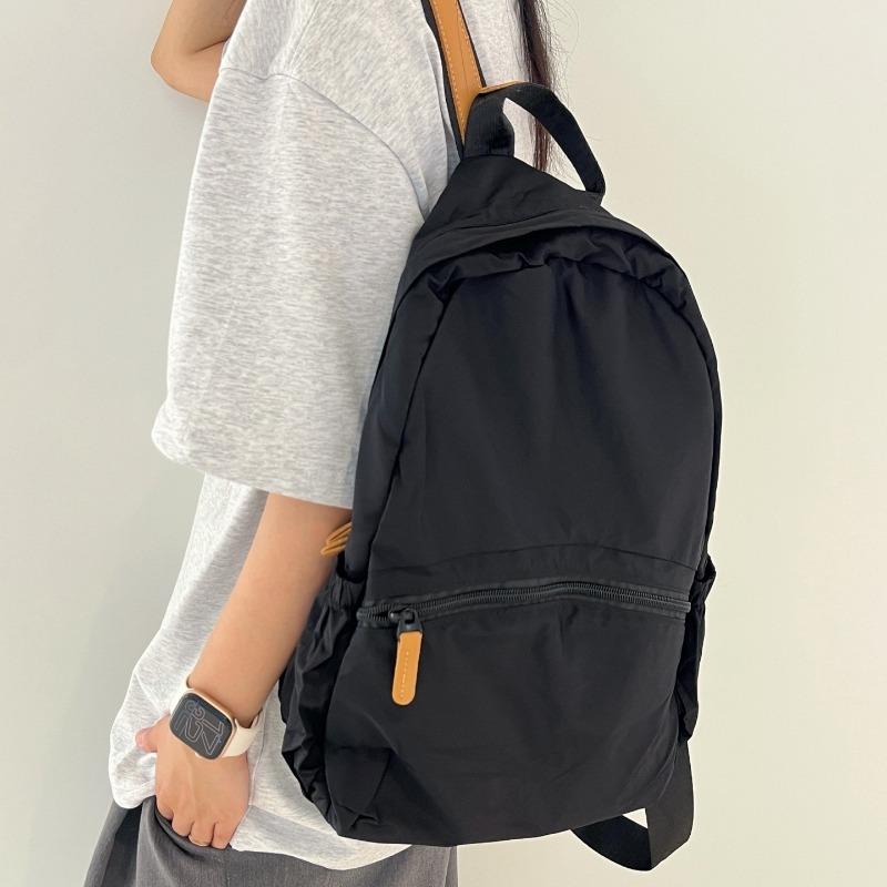 Backpack for Men and Women Casual Sports and Fitness Bag Large-capacity Travel Bag