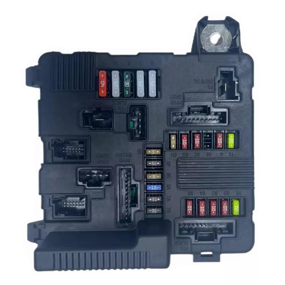 Engine Fuse Box Module 8200306032 For Renault Megane II Scenic II