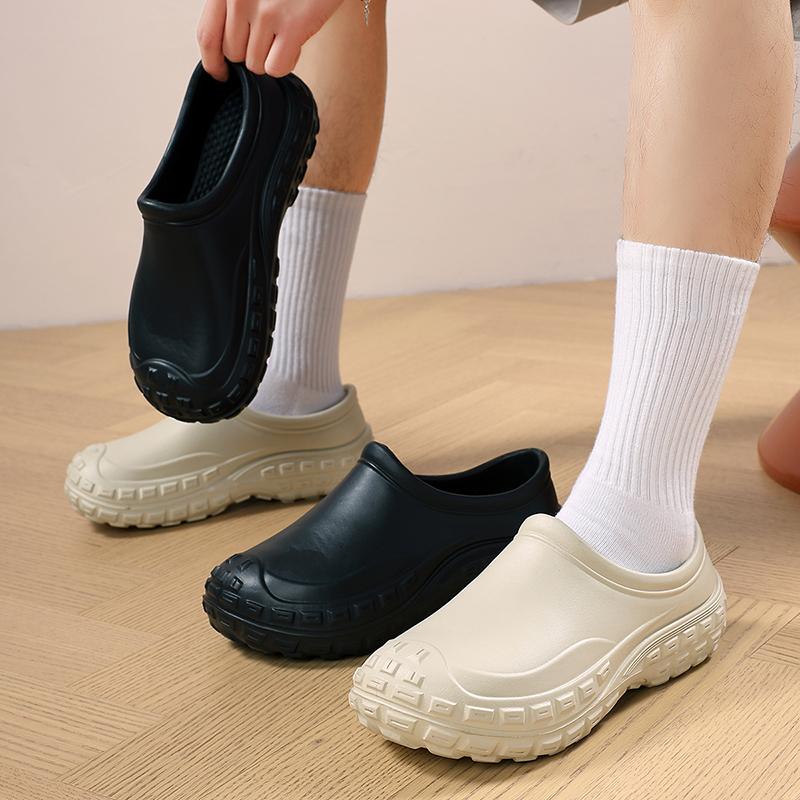 Fashion 2026 Summer New Men's Trend Sandals male casual Slippers Kitchen Shoes Anti Slip and Oil Proof Toe Shoes zapatillas para hombre