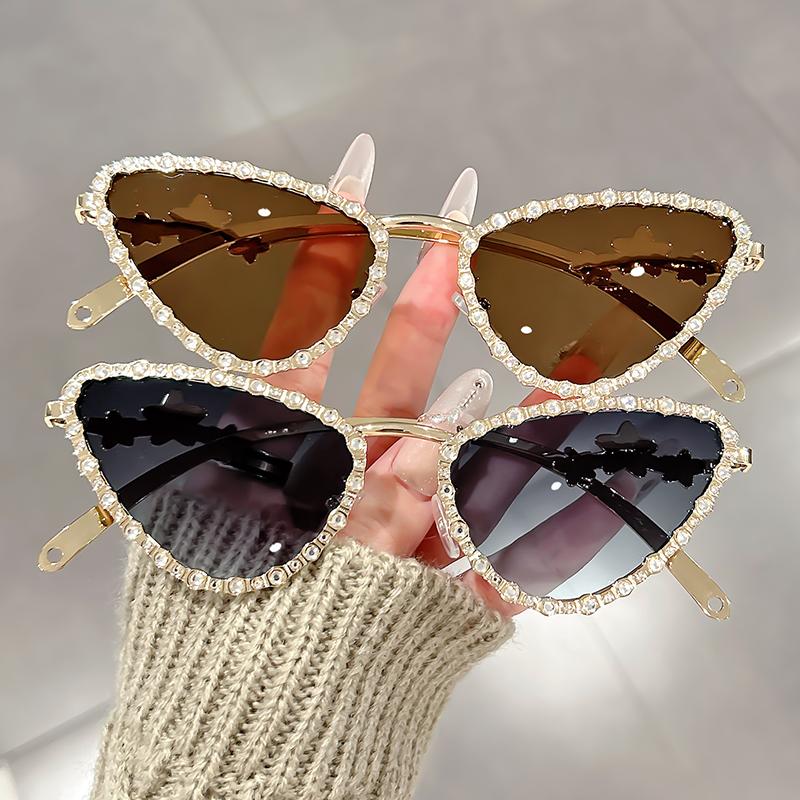 New trendy diamond sunglasses for women fashionable travel party eyewear with sparkling crystals personalized style