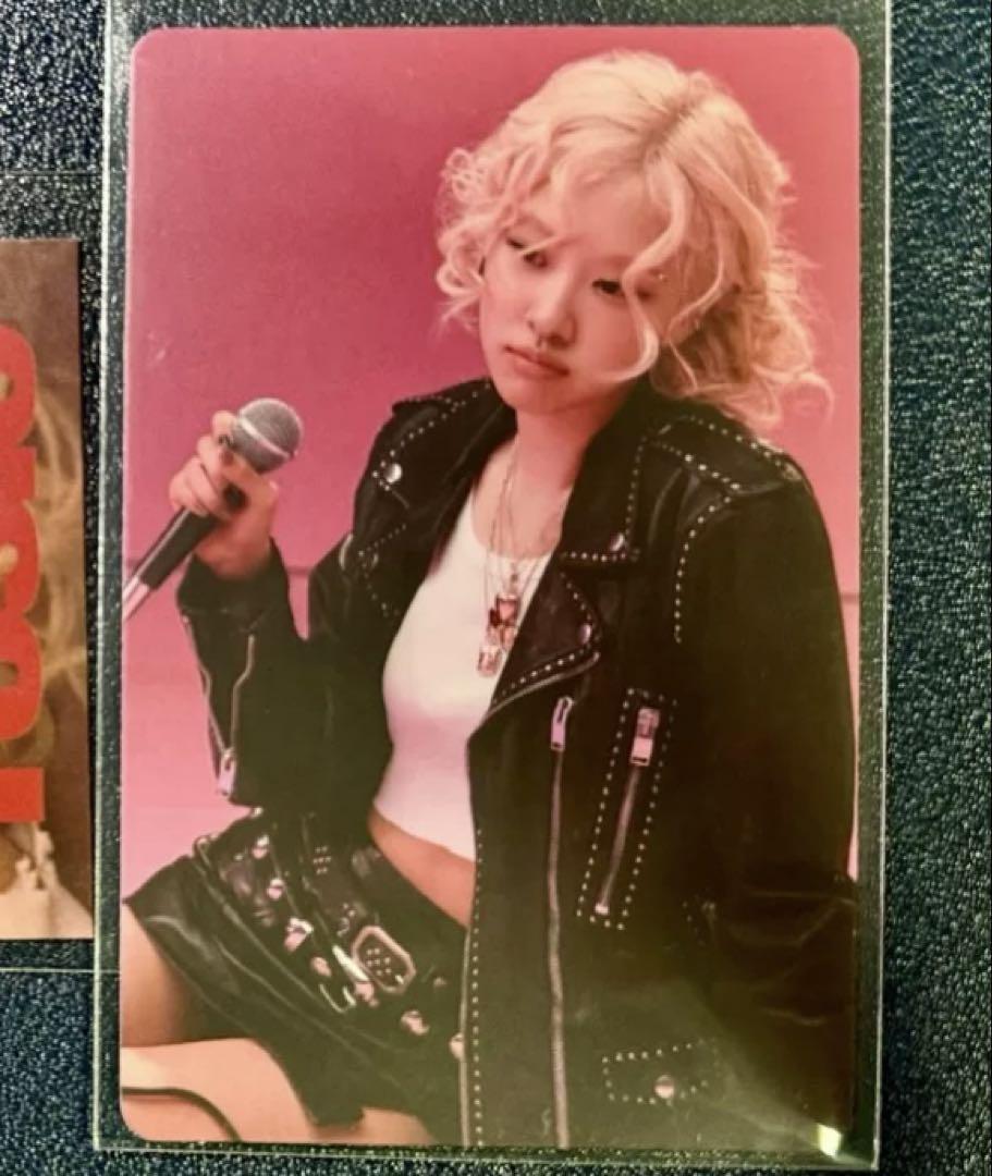 

[USED] BLACKPINK Rosé A.P.T rosie Pop-Up Admission Limited Trading Card