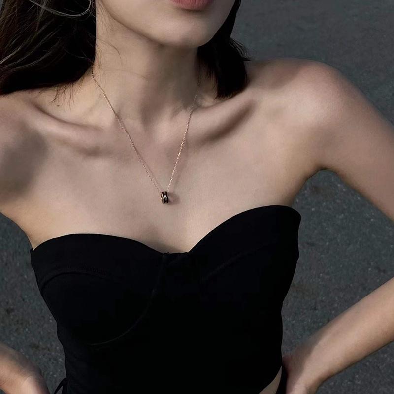 DANIEL WELLINGTON Clavicle Chain, Textured Ring, Alloy Necklace, Same Style for Men and Women, Couple Model N304N305