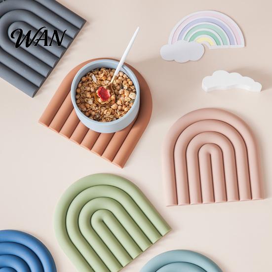 Durable Potholder for Daily Use Rainbow Silicone Pot Mat Heat Resistant Trivet Hot Dishes High Temperature Non-Slip Table Placemat Kitchen Home
