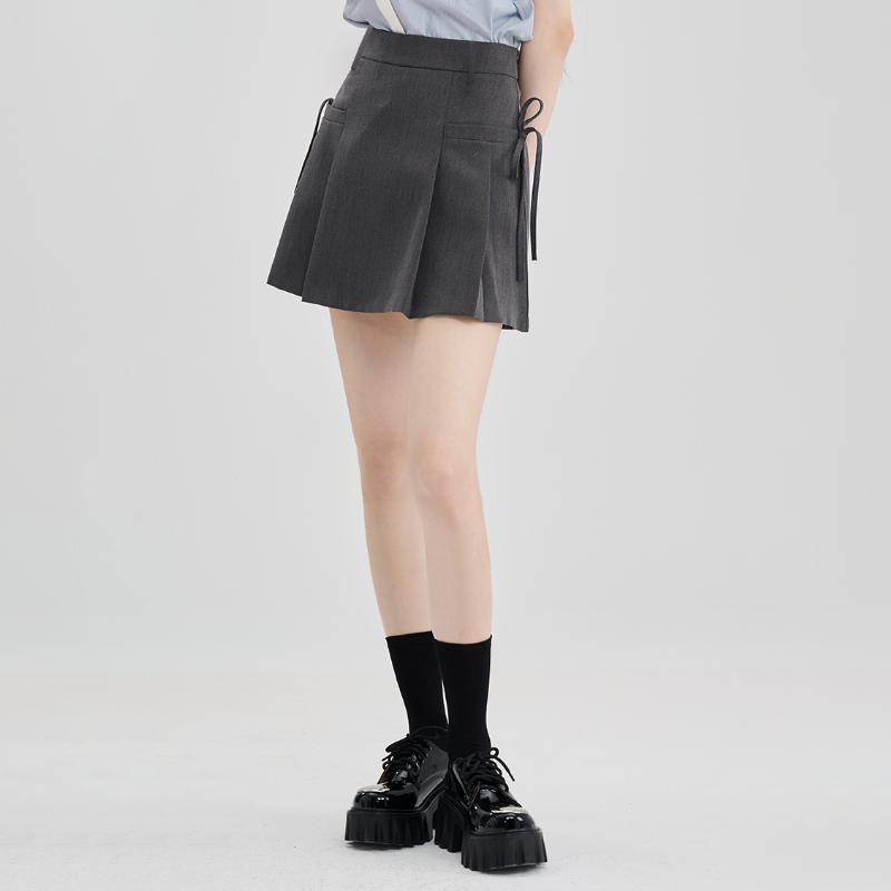 Серая плиссированная юбка на шнуровке для женщин — фото 6