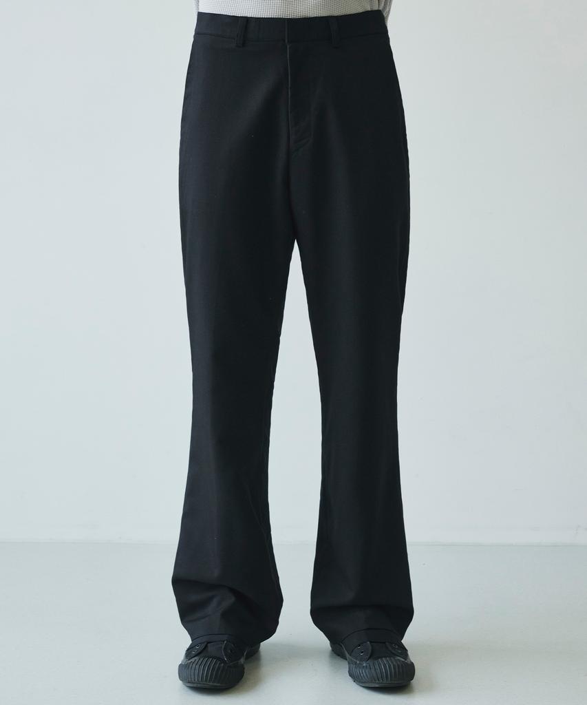 SIGNATURE Summer Bootcut Flare Fit Slacks [Black]
