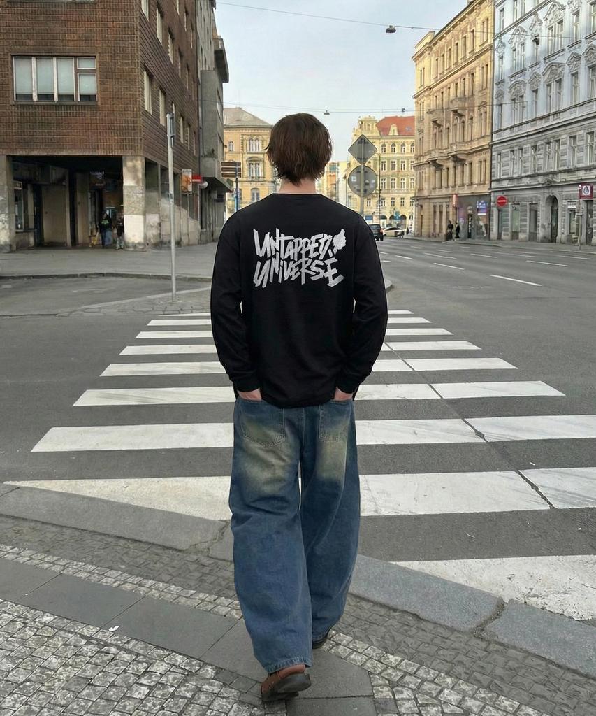UNTAPPED STUDIO Universe Taping Oversized Long Sleeve T-Shirt