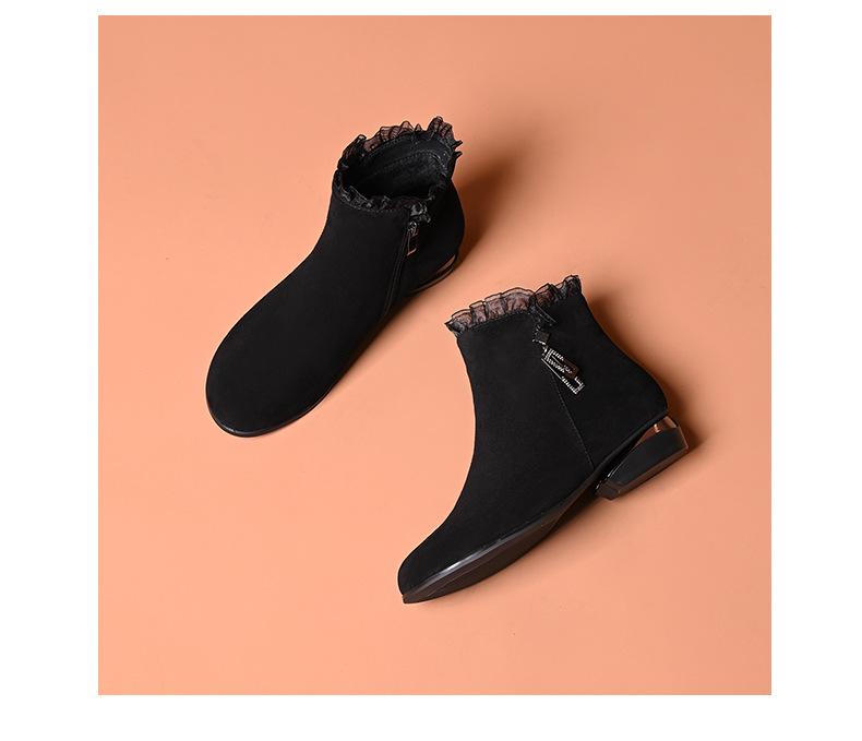 

Короткие ботинки из мягкой кожи с круглым носком, матовые, удобные и повседневные, новинка 2025 года и ботильоны, детские осенне-зимние бархатные на мягкой подошве, обувь для мамы 41