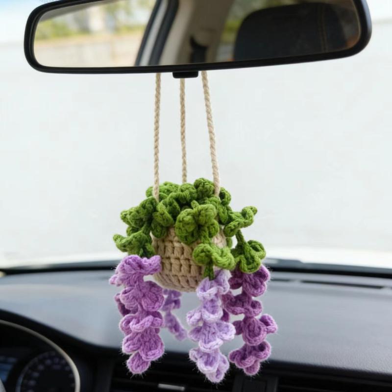 Gehaakte Aardbei en Bloem Plantenmand Auto Hangende Sieraden, Schattige Handgemaakte Gebreide Auto Spiegel Hangende Accessoires voor Vrouwen paars