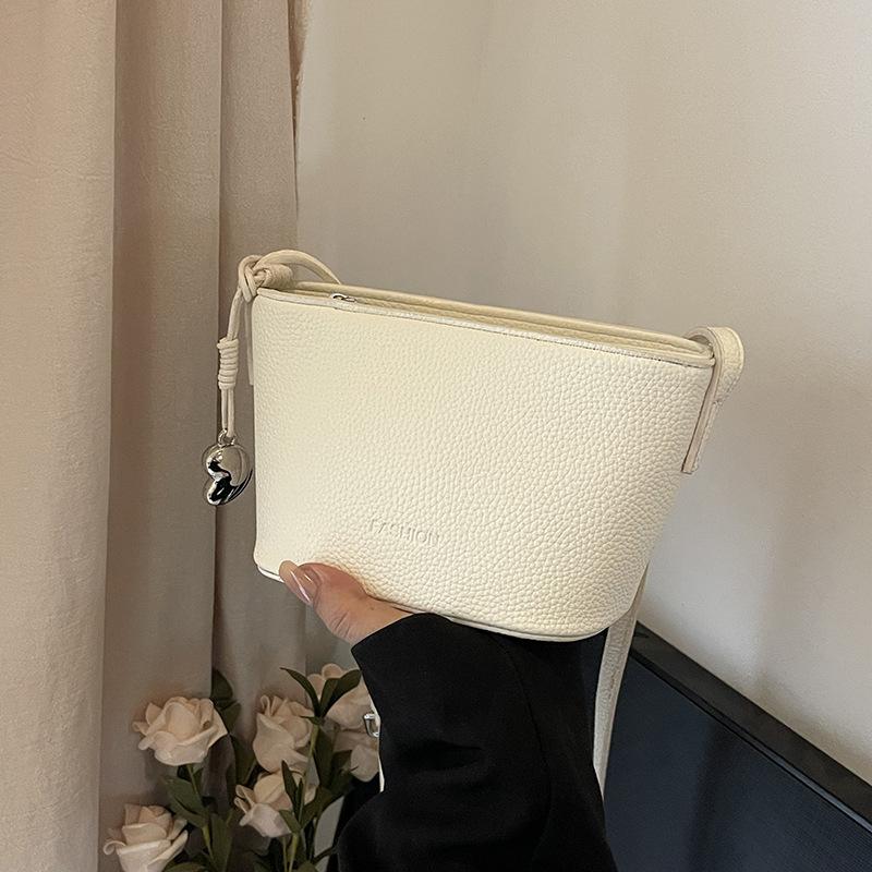 Crossbody bag women's bag 2025 new summer versatile Korean version ins bucket bag high-end foreign style explosive mobile phone bag