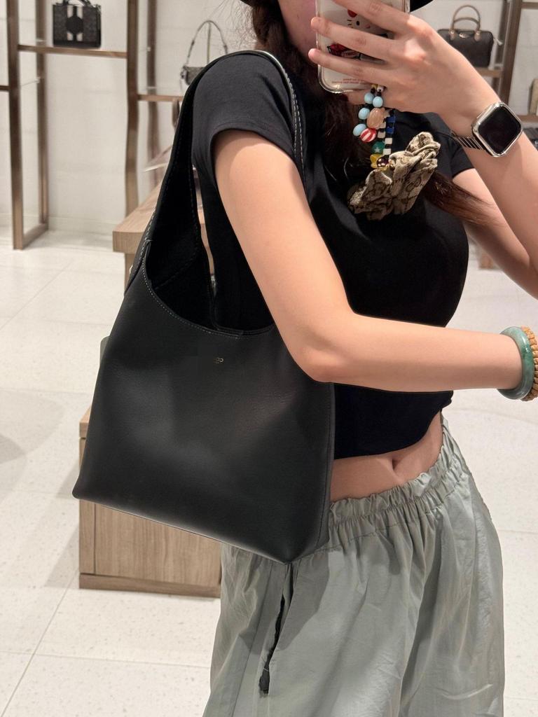 Koujia Genuine Leather Retro Shoulder Bag