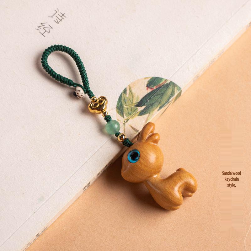 Deer Road Sandalwood Keychain: Cute Deer Pendant Lanyard for Phones - Creative Gift for Men & Women