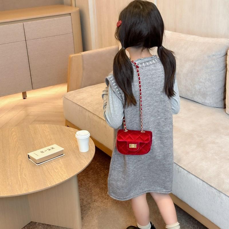 Kids Mini Adorable Shoulder Bag In Soft Velvet Stylish Crossbody With Chain Strap