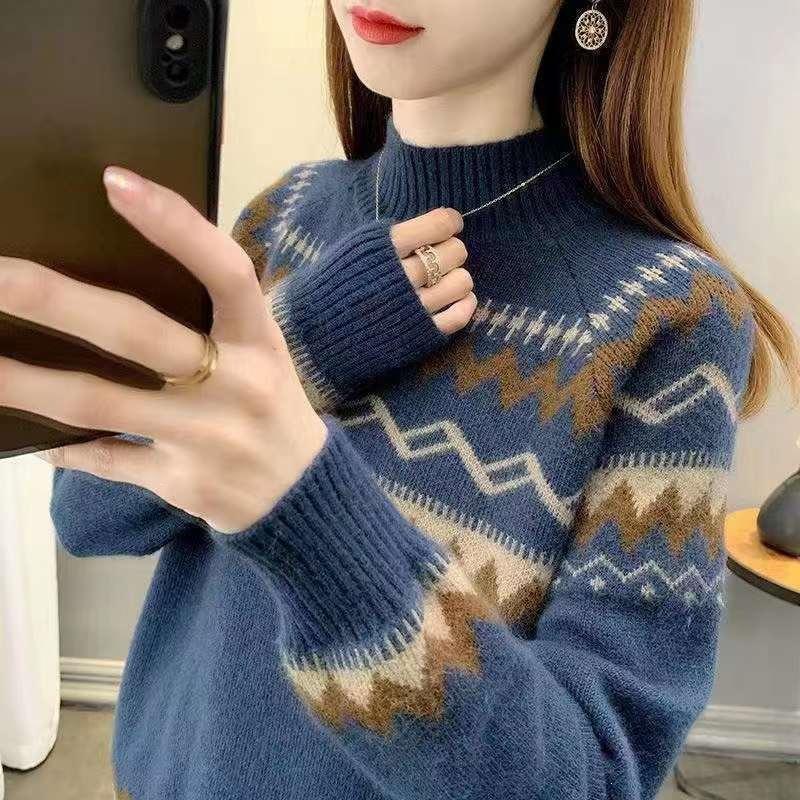 Stylish Women's Half-High Neck Jacquard Sweater for Autumn/Winter 2026