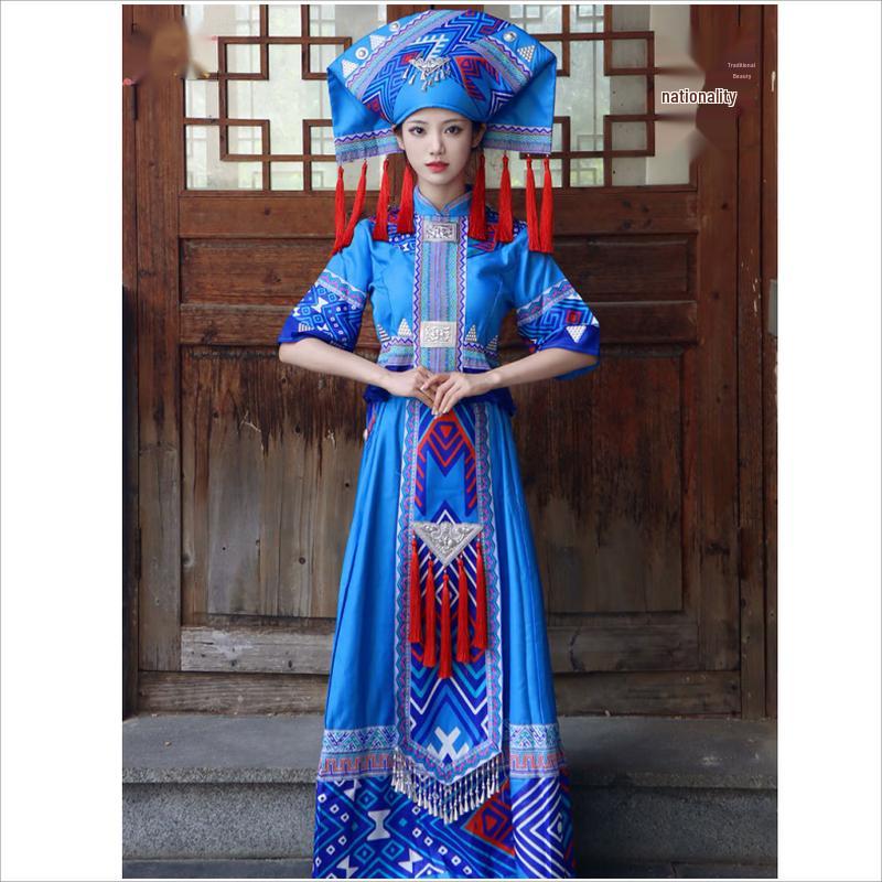 Zhuang Ethnic Dance Performance Costume Set