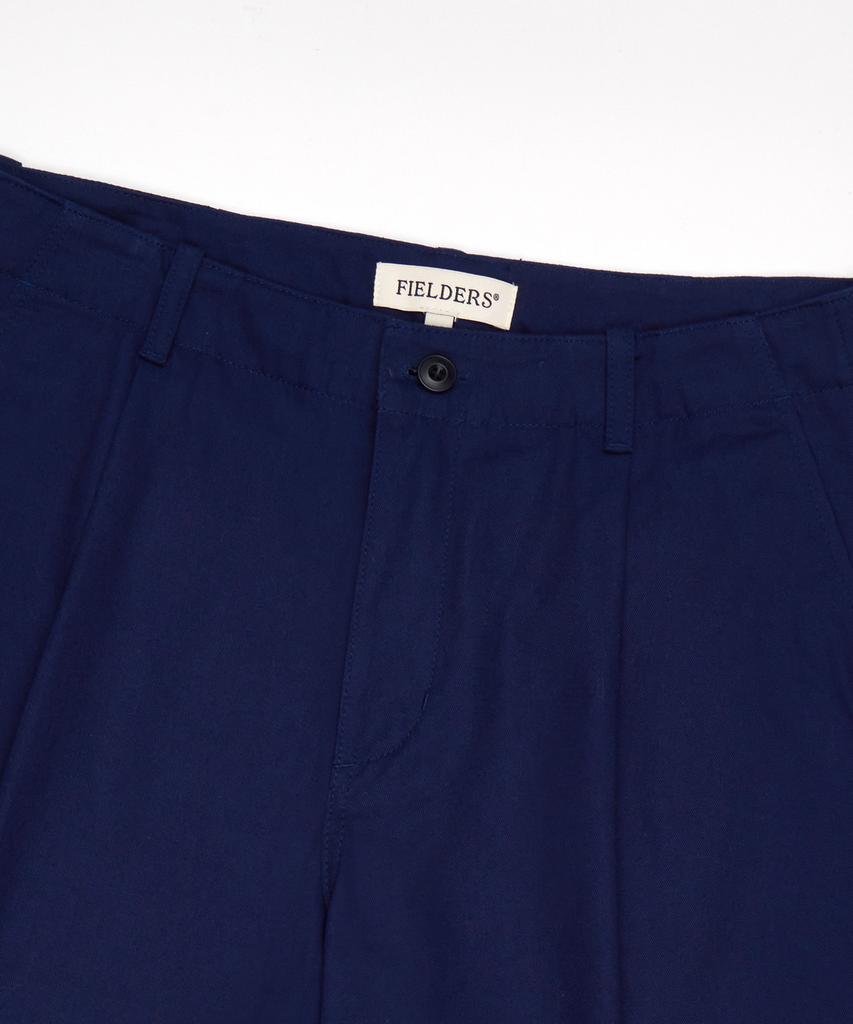 Pildeoseu Basic Standard Fit One-Tuck Shorts Navy