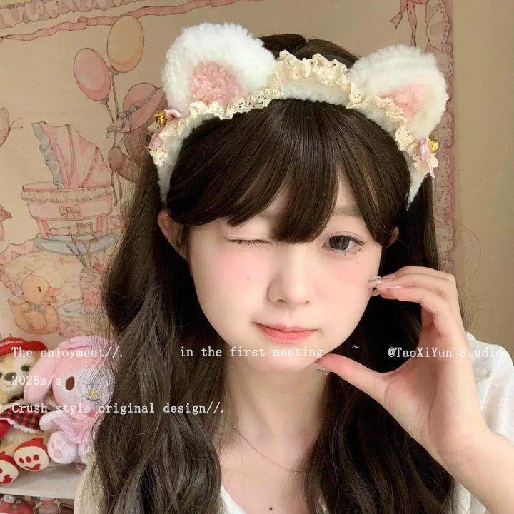 Adorável Tiara de Pelúcia de Gato para Mulheres, Estilo 2025 - Elástico de Cabelo e Adorno de Cabeça