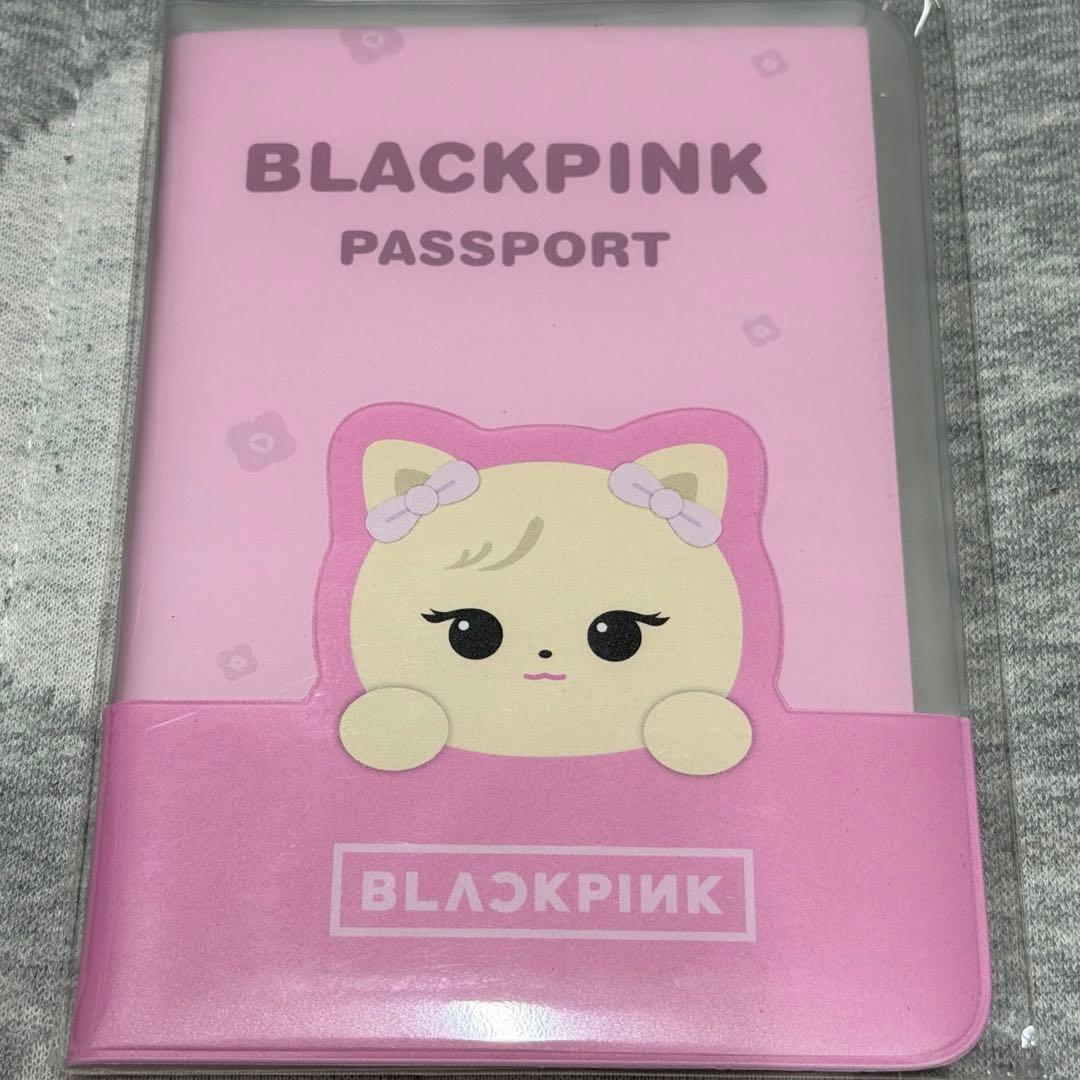 

[USED] Rosé Passport Custom Kit BLACKPINK