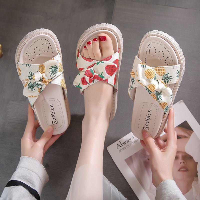 

Women s Soft Bottom Graffiti Thick Sole Non-Slip Beach Slippers - New 2025 Fashion, Versatile One-Strap Summer Outwear. 36