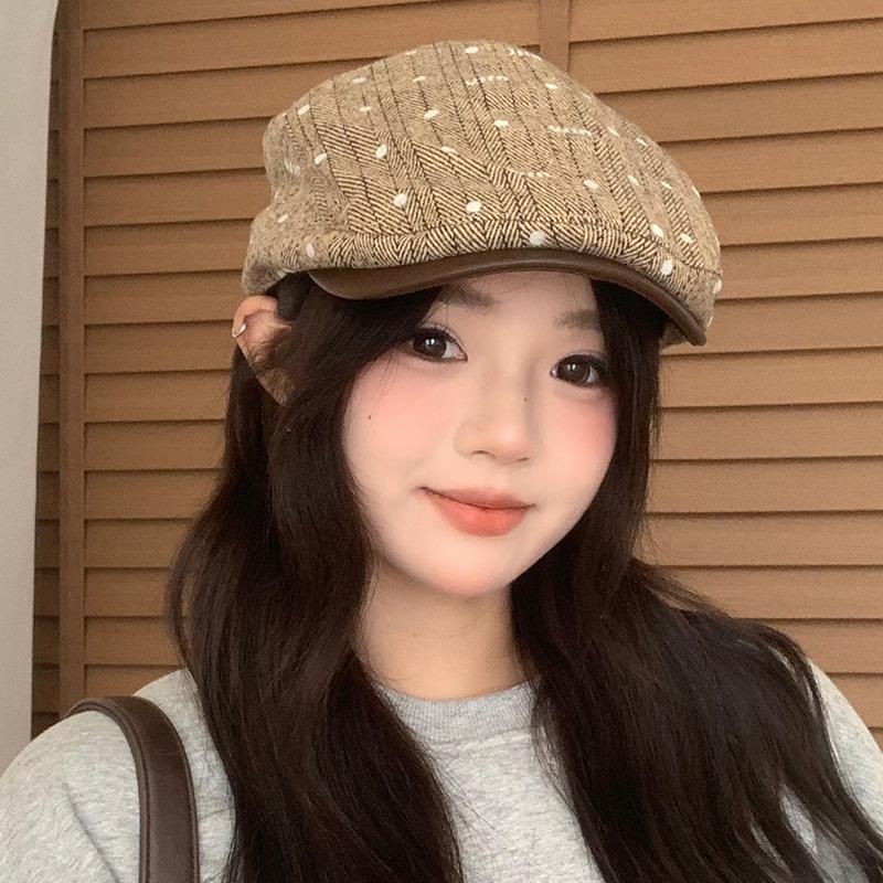 

Autumn hat women s literary retro striped forward hat hat fashion versatile beret show face small newsboy hat average size