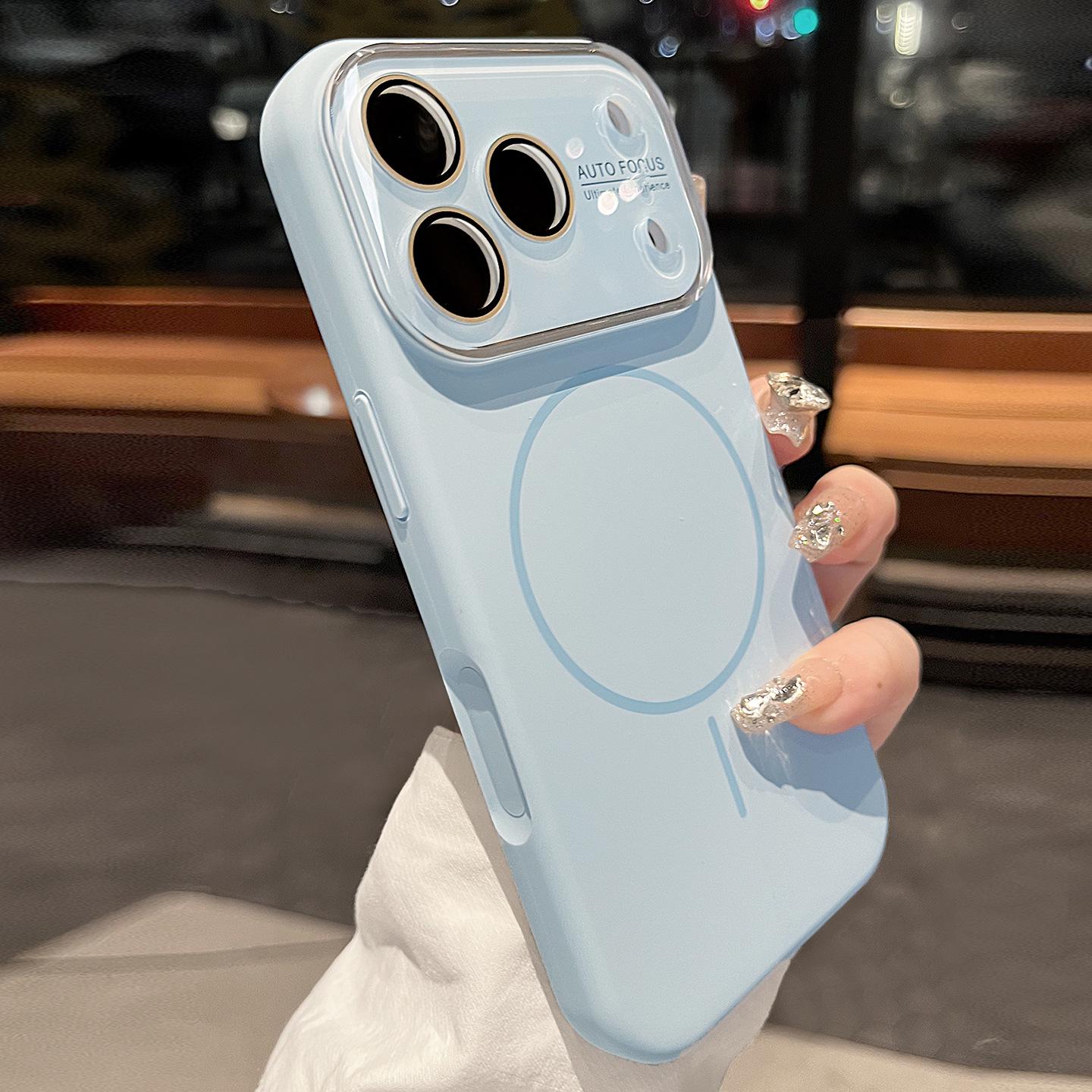 

iPhone 17 Liquid Silicone Magnetic Case, Full-Coverage, Skin-Feel, Drop-Proof, Apple 16-Compatible iPhone 15
