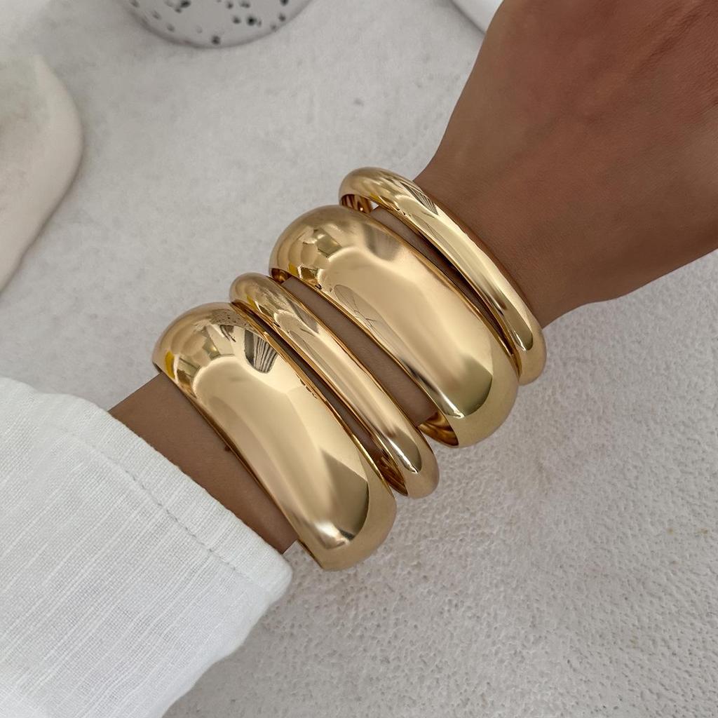 Retro European & American Snakeskin Texture Bangle Set
