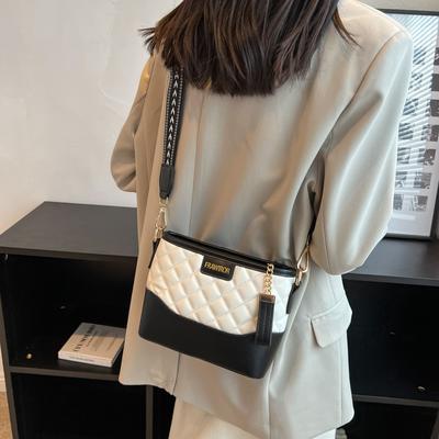 This Year's Popular Bag Women's 2025 New Trendy Rhombus Embroidered Thread Shoulder Bag Versatile Atmospheric Messenger Bag Bucket Bag