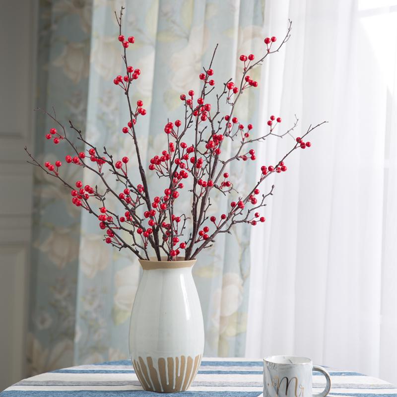 Modern Minimalist Ceramic Vase for Creative Floral Displays