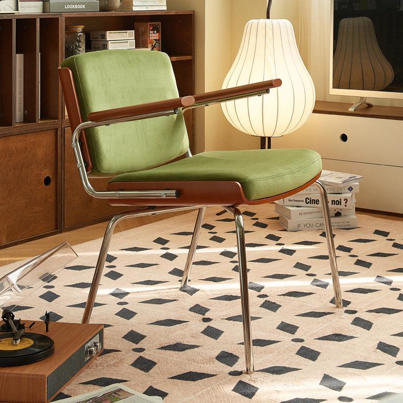 Retro Wabi-Sabi Style Luxury Dining Chair - Vintage Makeup or Dining Chair