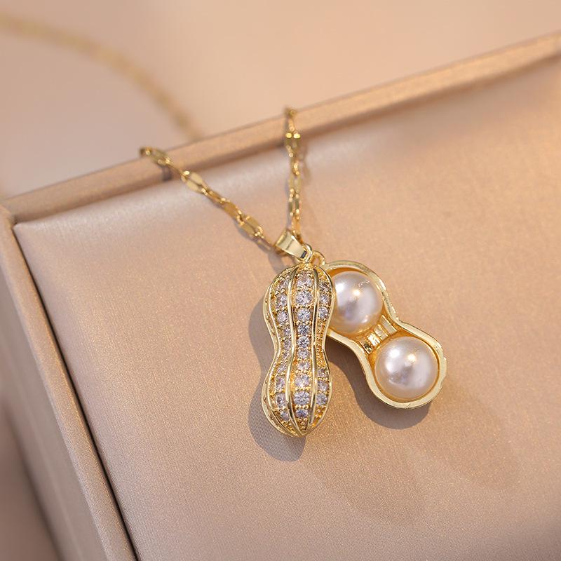 Trendy Women's Zircon Pearl Peanut Pendant Necklace