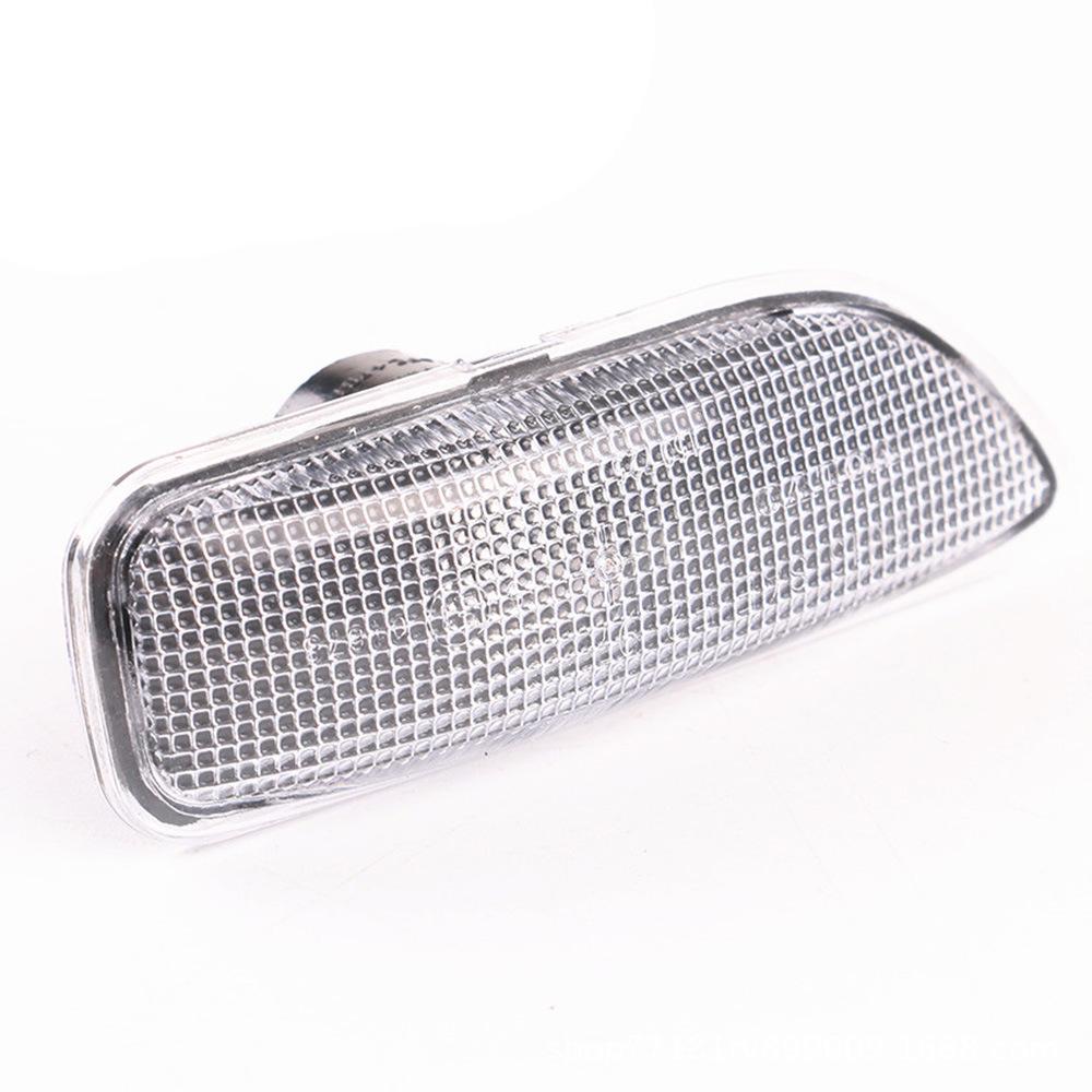 Lămpi de aripă Fender compatibile pentru Volvo S60, V70, S80, XC70, XC90 (30722641, 30722642)