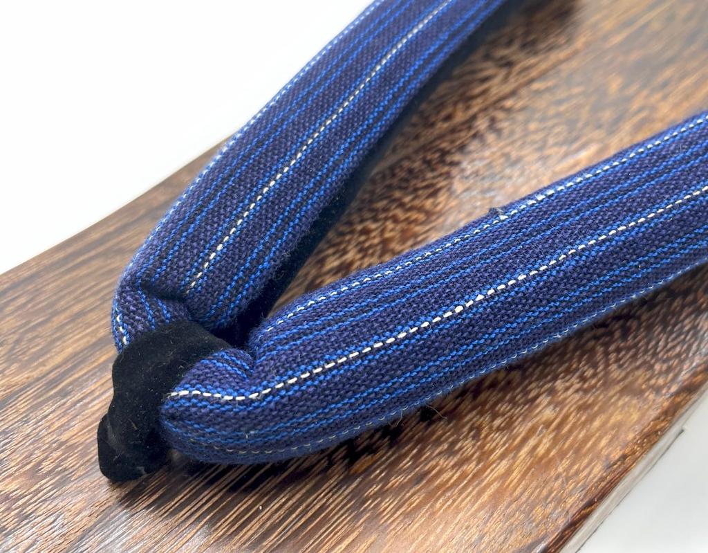 Kimono Paulownia Geta Navy Blue Striped Thong Free Size Yukata Zori Sandals Gentleman [Asakusa City] Men's (Yukata Men's)
