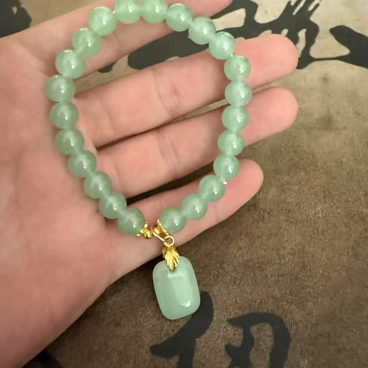 Модный Ретро Браслет из Нефритовых Бусин Хэтянь для Женщин - Уникальный Подарок для Мамы