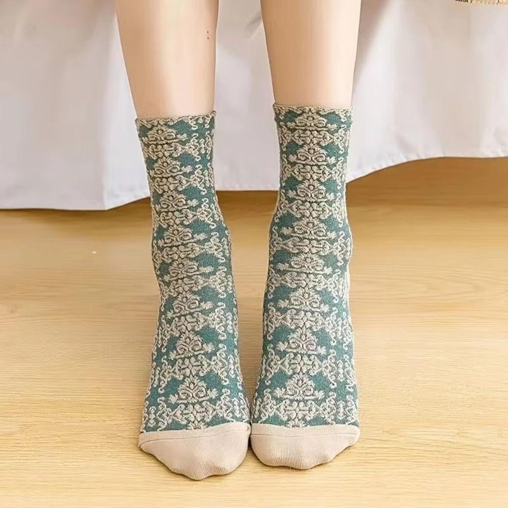 5 Pairs Geometric 3D Textured Women's Socks Cute Flower 3D Textured Socks New Floral Socks  Women