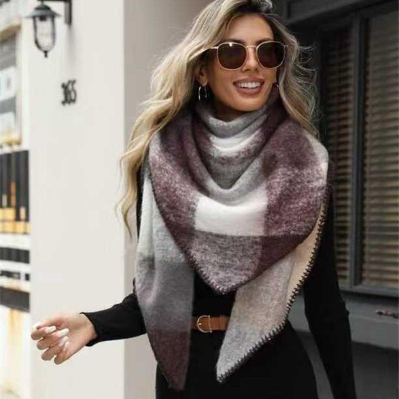 Ins Stilvoller Karierter Farbiger Dreiecksschal Damen Nordischer Stil Schick Damen Warm Mohair Quasten Schal Nacken Dreieck Winter Weiblich