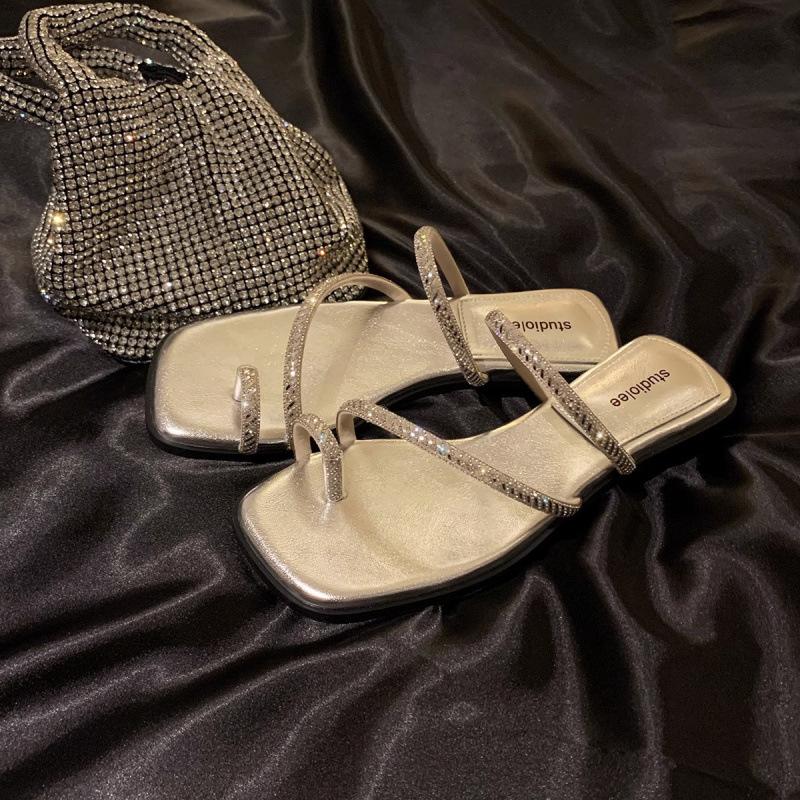 

Shoes fairy bright square head hemming word with toe flat bottom slippers female summer 35 срібний