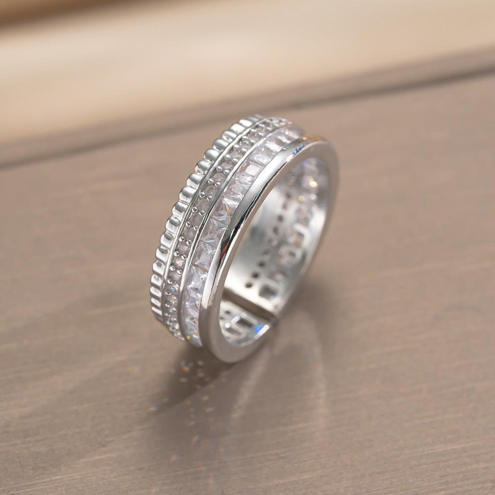 Set of Slim Waist Titanium Steel Women's Necklace - Inlaid Light Luxury Versatile Choker