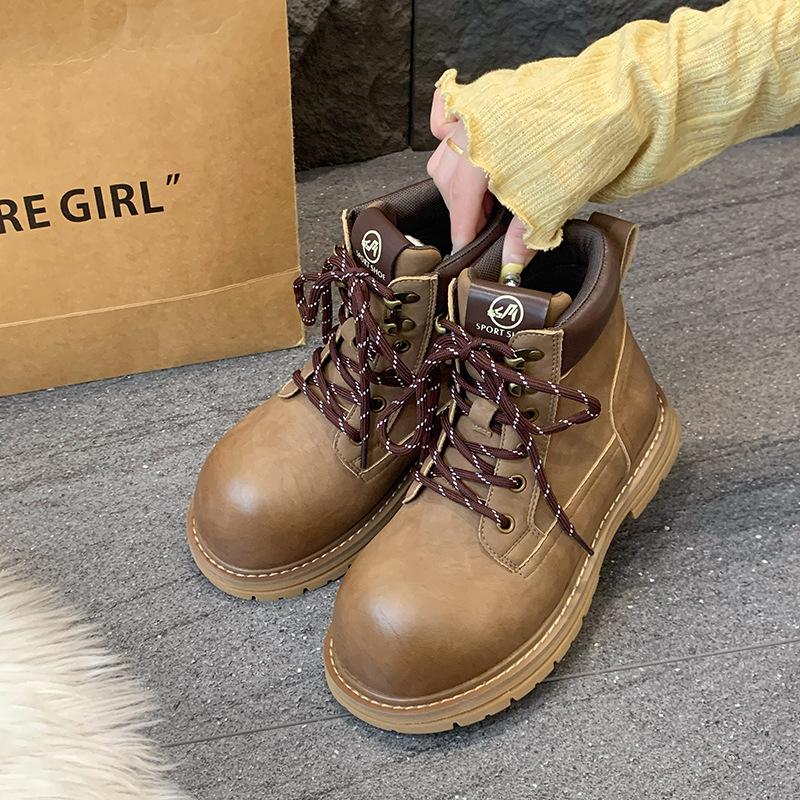 Small man thick bottom height increase 2025 new autumn and winter fashion short British style retro versatile locomotive boots