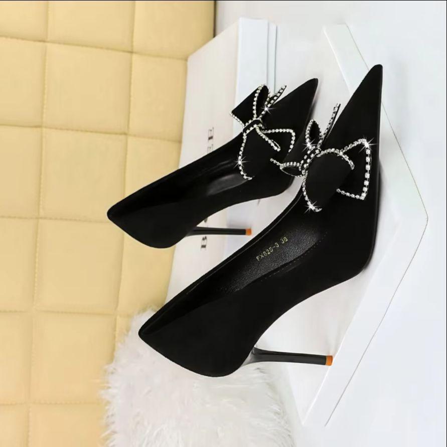 Fashion 2025 New Design Rhinestone High Heels Bowknot Women Pumps Suede Stilettos Lady Heels Fashion Luxury Banquet Shoes Large Size 43