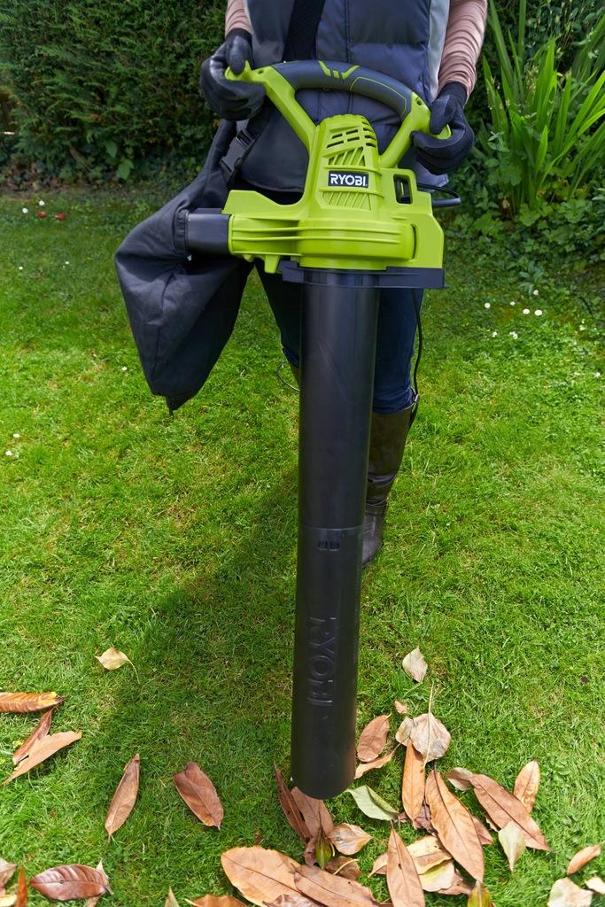 Dmuchawa/odkurzacz do liści Ryobi 3000W
