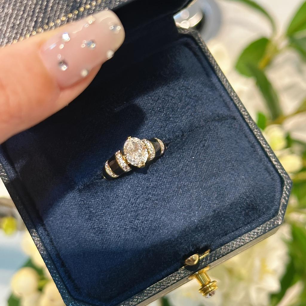Vintage Elegant 18K Golden Plated Ring with Synthetic Cubic Zirconia, Copper Base, for Daily and Wedding Occasions